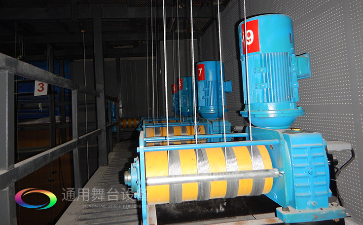 單層纏繞舞臺吊桿機、多層纏繞舞臺吊桿機概述