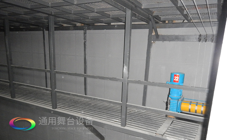 防火、徽標(biāo)、對(duì)開(kāi)、對(duì)開(kāi)二道、對(duì)開(kāi)三道幕等舞臺(tái)吊桿設(shè)計(jì)常規(guī)順序步驟