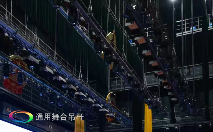 舞臺(tái)知識(shí)百寶箱——舞臺(tái)吊桿機(jī)結(jié)構(gòu)及作用分析