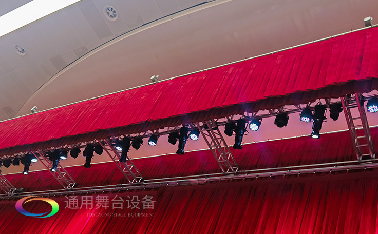 數字舞臺吊桿控制系統組成及特點