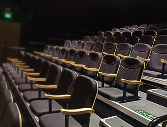 泰州通用舞臺設備、舞臺吊桿幕布承建廣州南方劇院舞臺項目